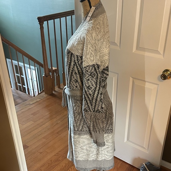 WHITE HOUSE BLACK MARKET❤️GRAY BELTED SEQUIN CARDIGAN SWEATER-Size XL~ NWT - Picture 8 of 8